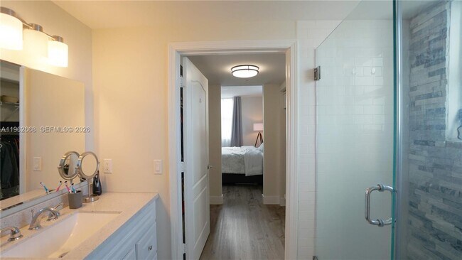 Building Photo - 117 NW 42nd Ave