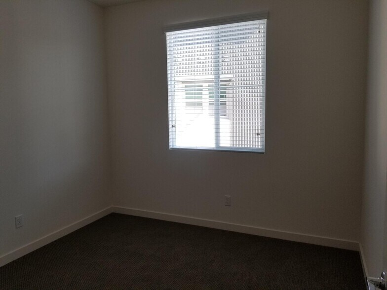 Building Photo - 2137 Stellar Way