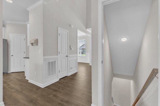 Building Photo - 4701 Kia Dr