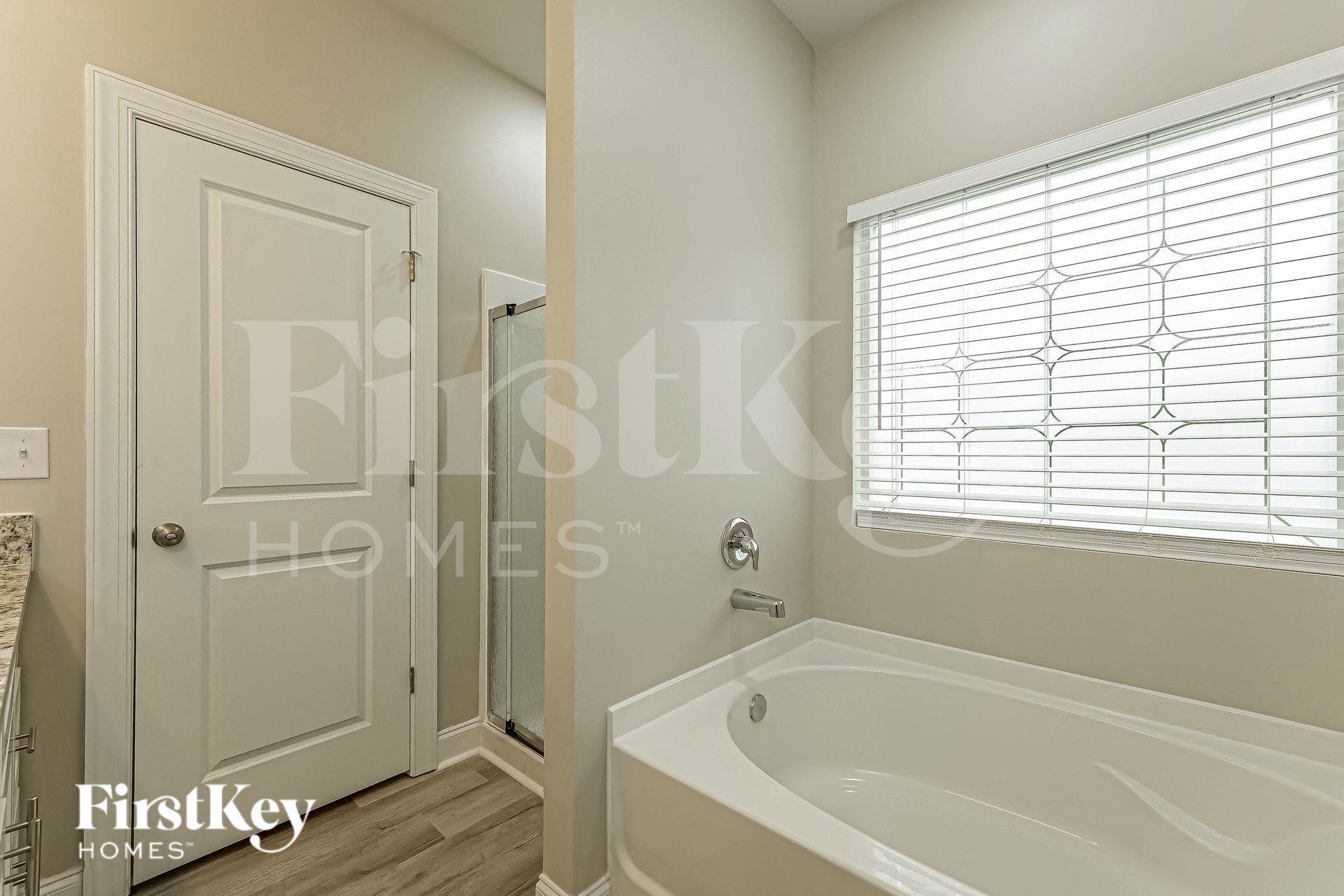 Building Photo - 2121 Ledford Rd