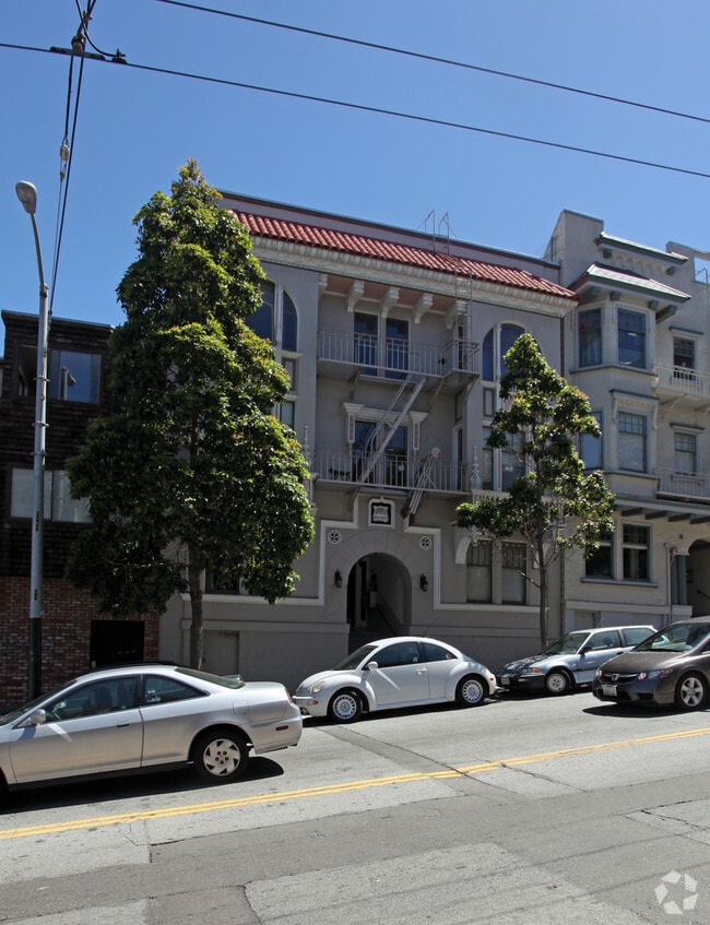 Primary Photo - The Seville Apartments