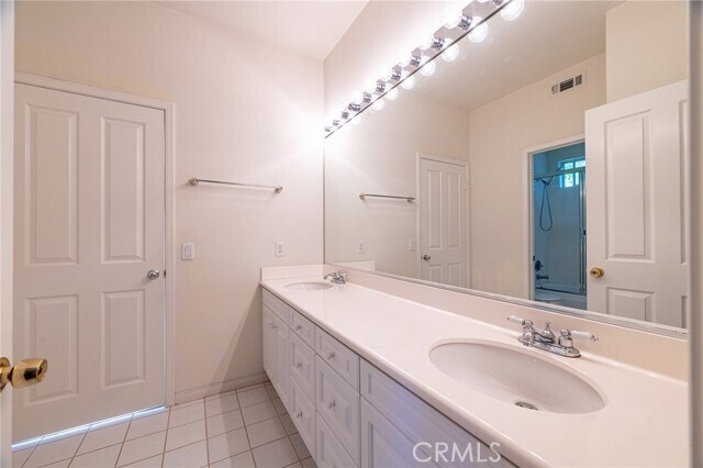 Building Photo - 2628 Carlton Pl