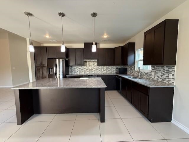 Building Photo - 6007 Maryam Dr