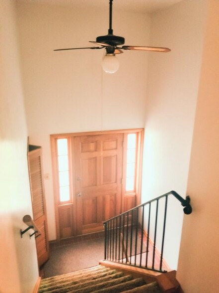 Building Photo - 1710 Wade St Ext