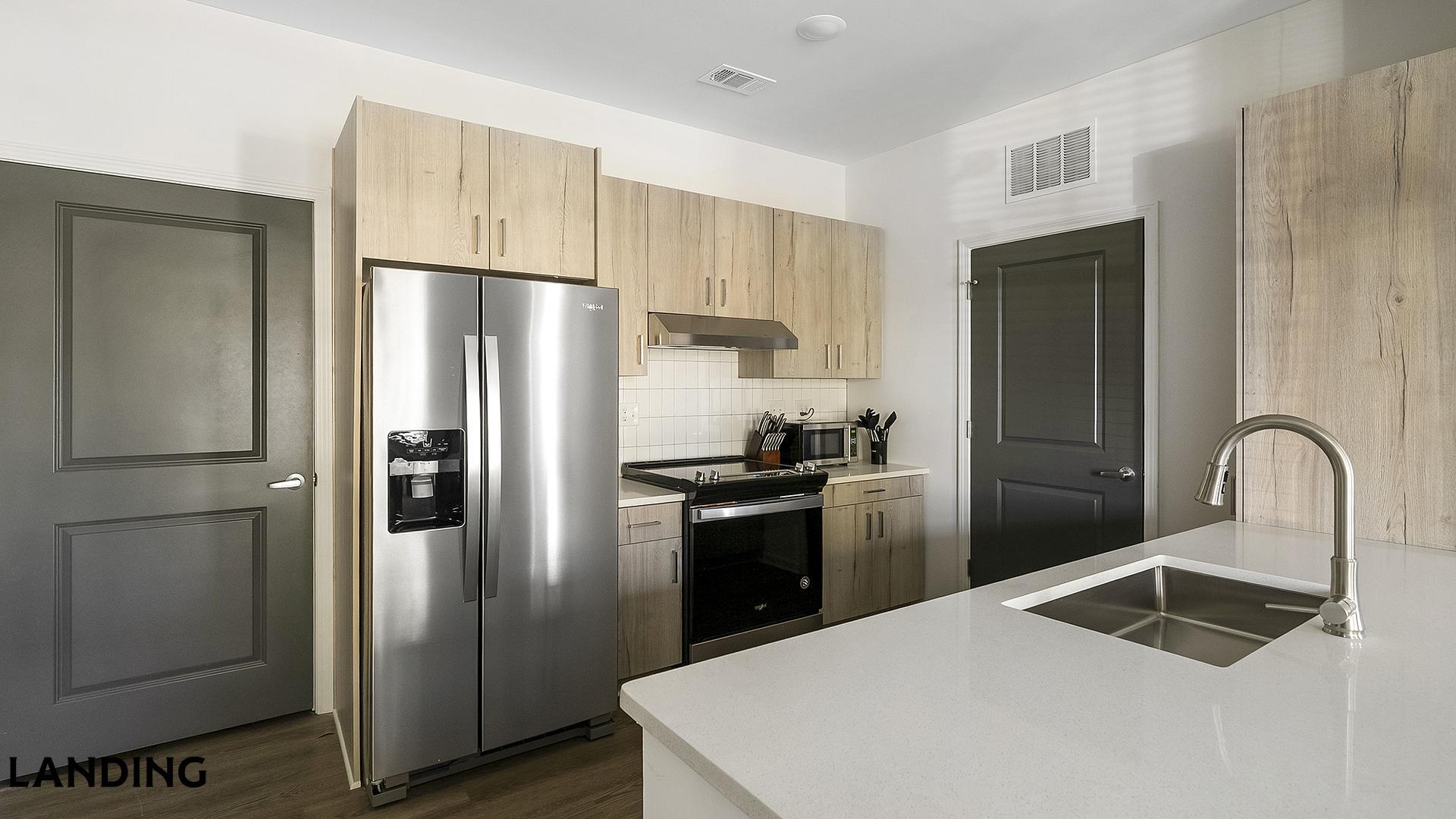 Building Photo - 2800 Milan Ct