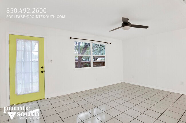 Building Photo - 208 E 22nd Ave