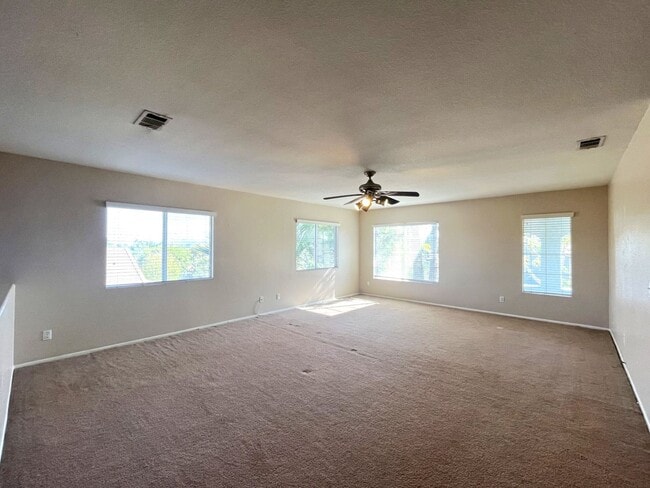 Building Photo - 4130 Prairie Dunes Dr