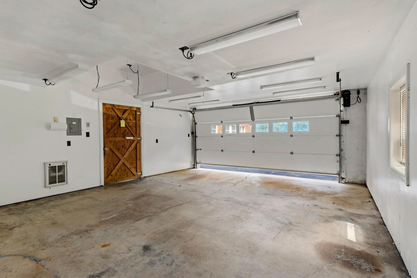 Building Photo - 1104 Alleghenyville Rd