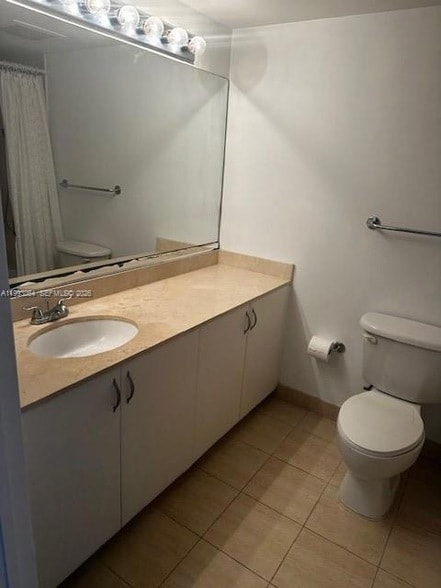 Building Photo - 1750 N Bayshore Dr