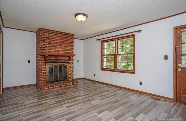 Building Photo - 5765 Dobson Dr