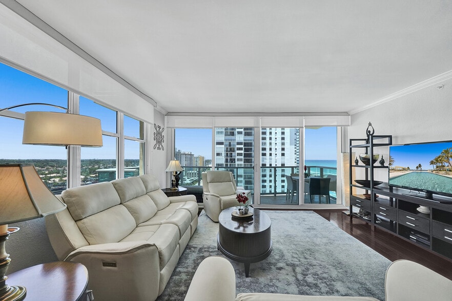Building Photo - 2501 S Ocean Dr