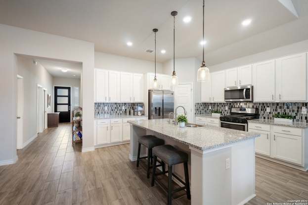 Building Photo - 1525 Cawdon Park