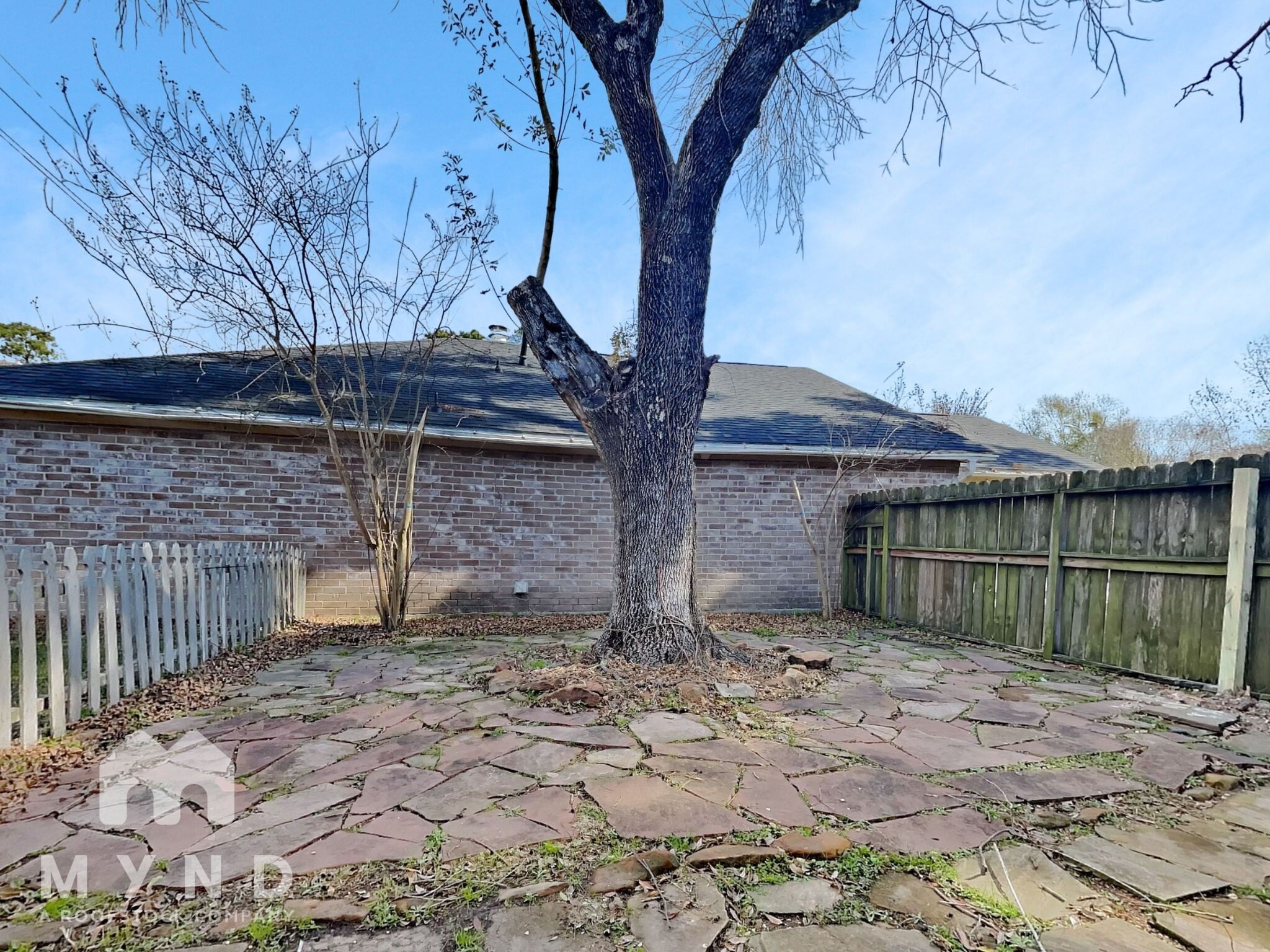 Building Photo - 8731 Summit Pines Dr