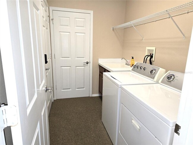 Building Photo - 5646 Sunset Falls Dr