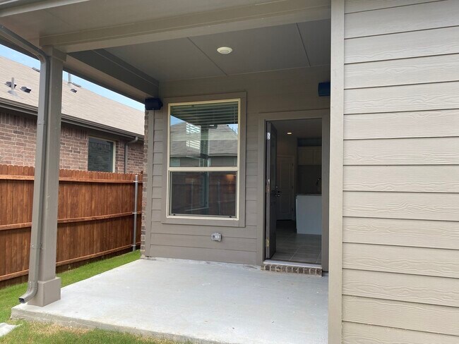 Porch - 1021 Gillespie Dr