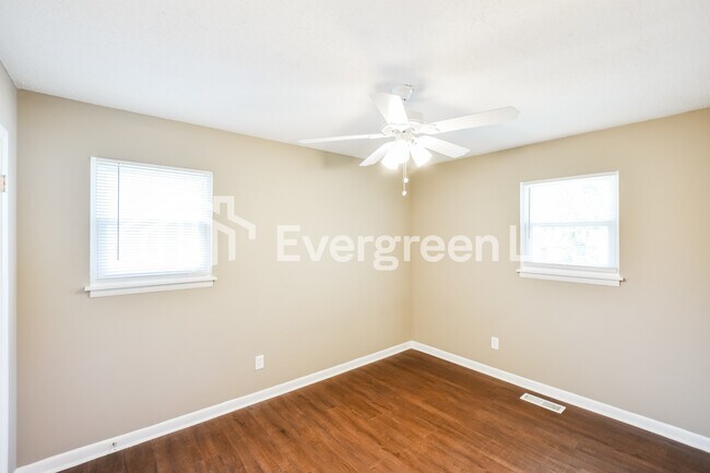 Building Photo - 4022 Sewall Dr SW