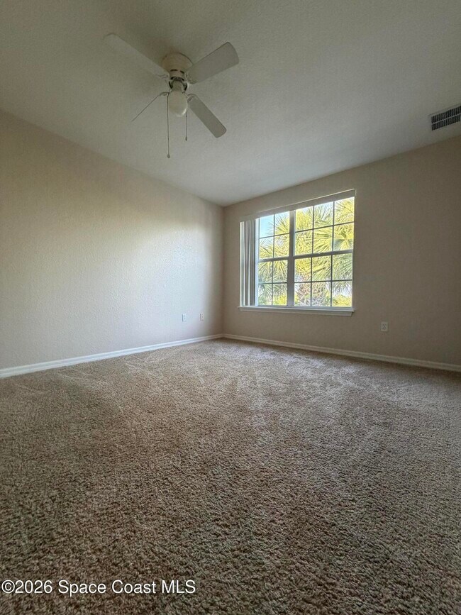 Building Photo - 105 Turpial Way