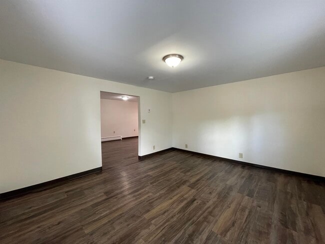 Building Photo - 53 Walker St