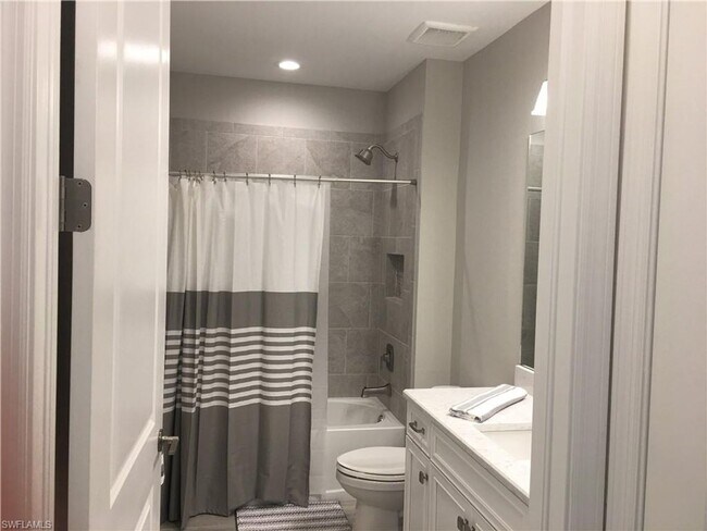 Building Photo - 2555 Seychelles Dr
