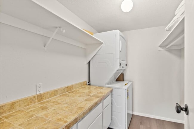 Building Photo - 365 N Saturmino Dr