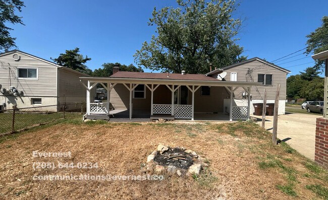 Building Photo - 3623 Bolamo Dr