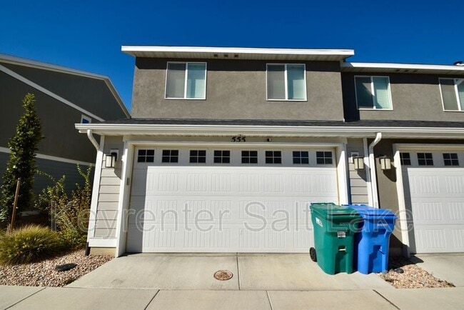 Building Photo - 555 N Willow Springs Ave