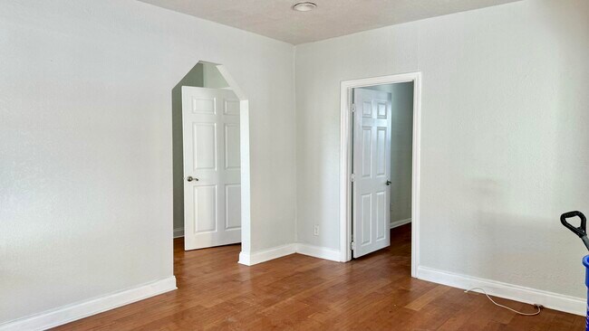 Building Photo - 205 S Federal Hwy