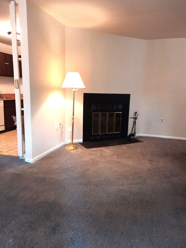 Primary Photo - **Spacious 3BR/1BA Condo – Move-In Special...