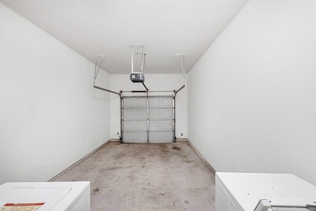 Building Photo - 2906 Pearl St