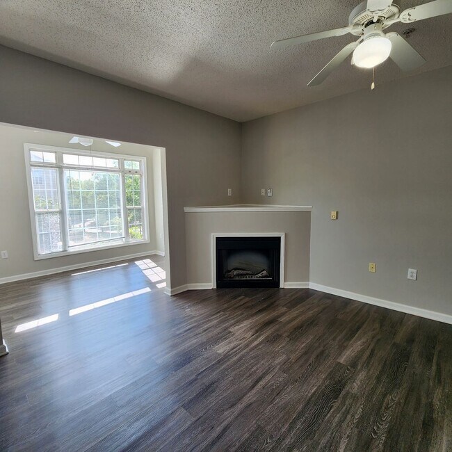 Building Photo - 2511 Friedland Pl