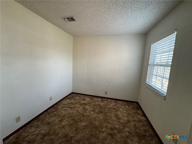 Building Photo - 205 Wingate Ct