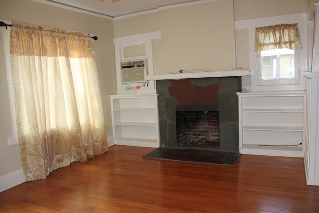 Living Room - 1139 N Sierra Bonita Ave