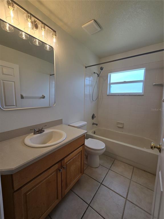 Building Photo - 15305 PALOMA PARK Ln