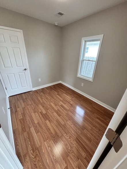 Building Photo - 3716 Homewood Ave