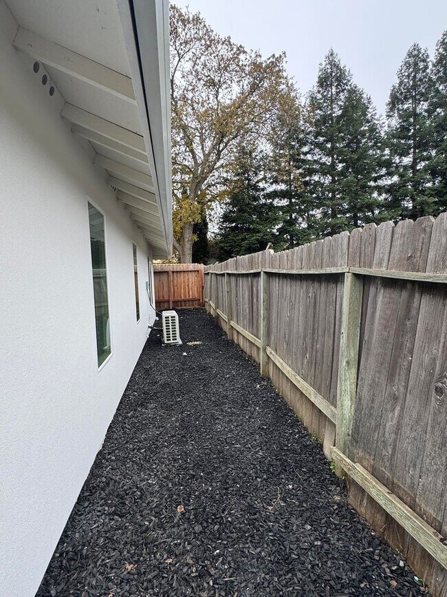 Building Photo - 4700 3rd St