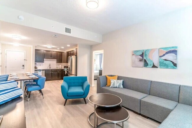 Building Photo - 4001 Breakview Dr