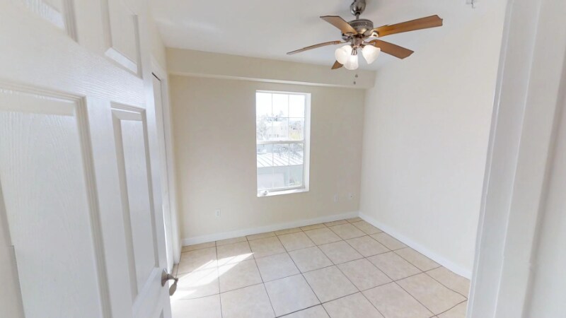 Building Photo - 31430 Avenue E