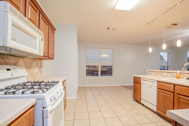 Building Photo - 115 Brazos Ln