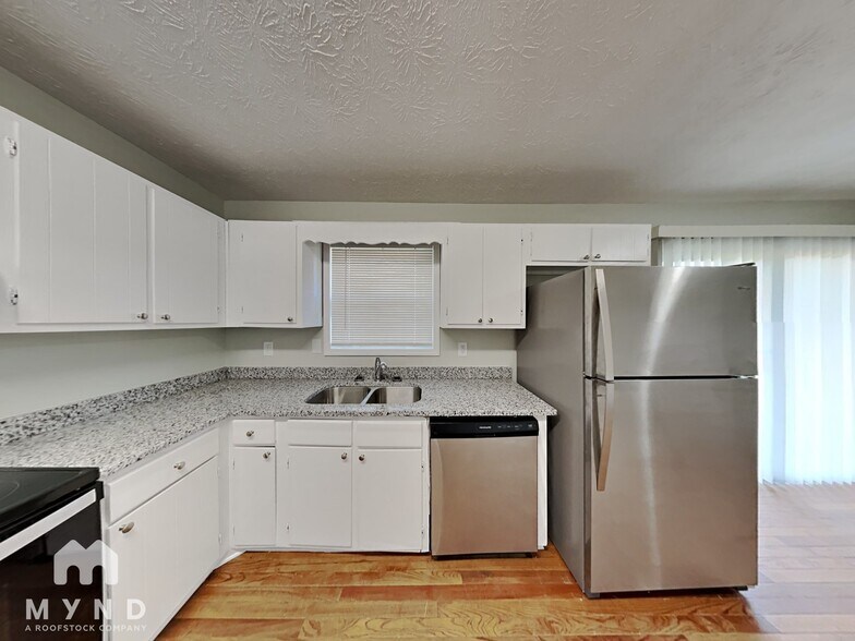 Building Photo - 104 Wilburn Dr