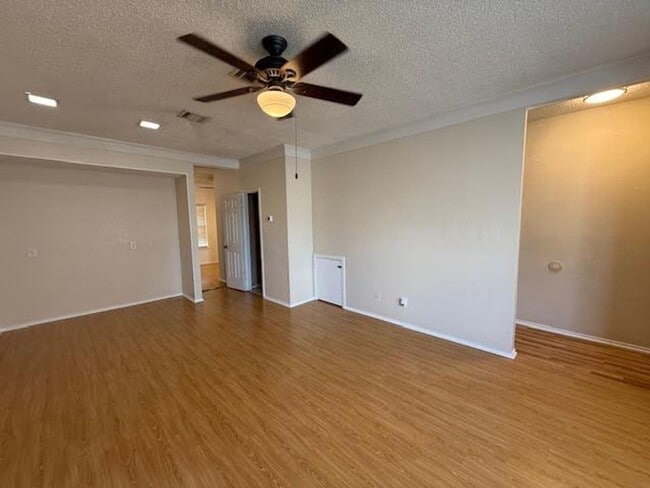 Building Photo - 1315 Speight Ave