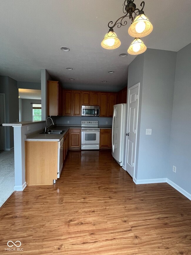 Building Photo - 12028 Esty Way