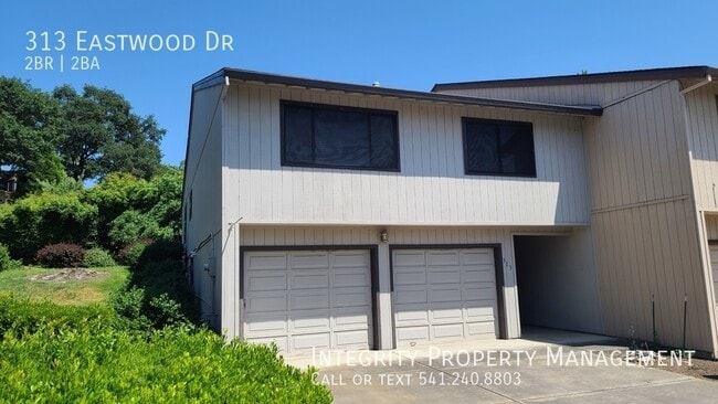 Primary Photo - 313 Eastwood Dr