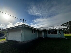 Building Photo - 15-1300 Railroad Ave. Keaau, HI 96749