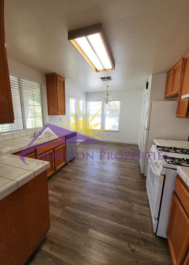 Building Photo - 8323 Adagio Way