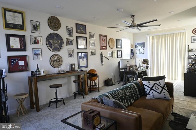 Building Photo - 2527 Emerald Branch Dr