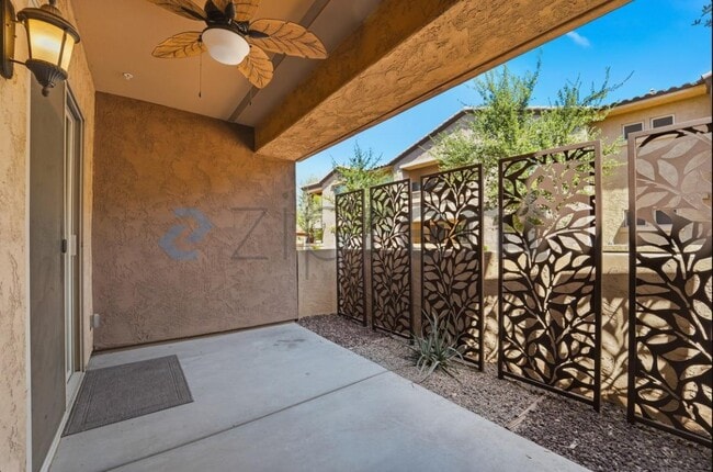 Building Photo - 250 W Queen Creek Rd