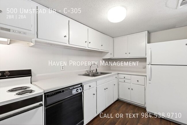 Building Photo - 500 Umstead Dr