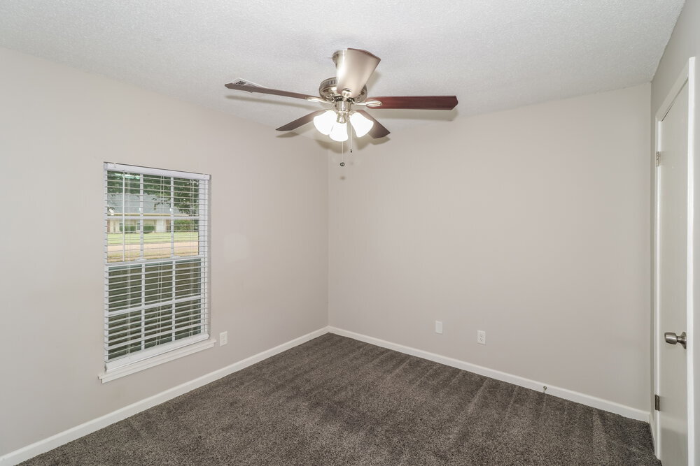 Building Photo - 6124 Kensington Cir