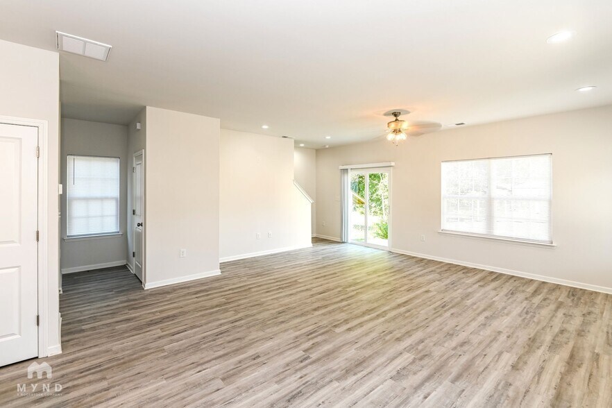 Building Photo - 7117 Plott Rd
