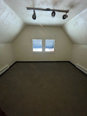 Building Photo - 983 Nathaniel Rd